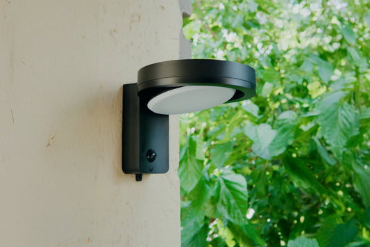 Limelight Mesa Series Solar Wall Light